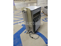 6 haelvoet bedside advanced medische nachtkasttafels met geïntegreerde koelkast (lot 006 bis) - afbeelding 6 van  7