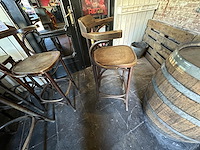 6 houten hoge stoelen met leuning - afbeelding 2 van  3