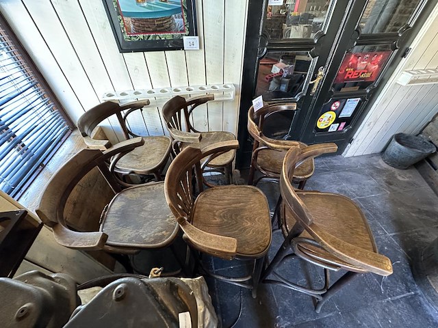 6 houten hoge stoelen met leuning - afbeelding 3 van  3