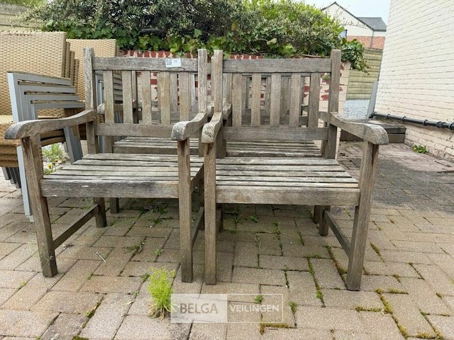 ± 6 houten tuinstoelen - afbeelding 3 van  3