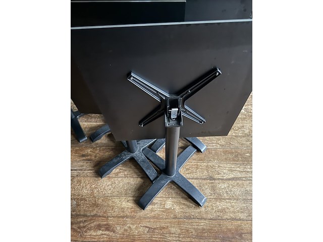 6 inklapbare tafels - afbeelding 2 van  3