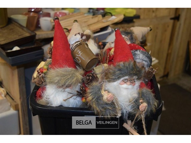 6 kerstmannen - afbeelding 1 van  4