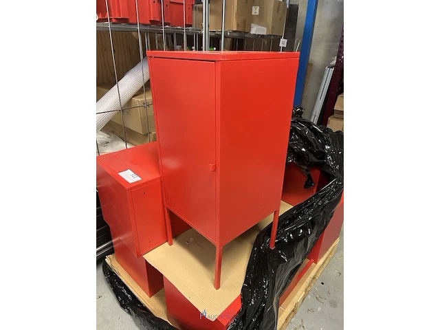 6 metalen kasten - afbeelding 1 van  4