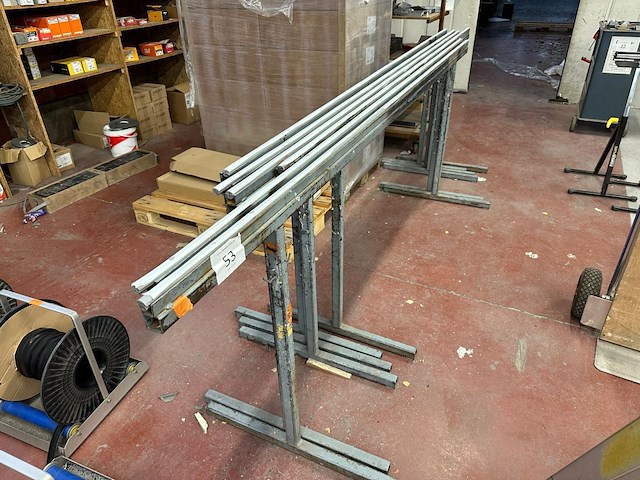 6 metalen schragen - afbeelding 1 van  1