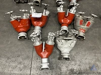 6 metalen verdeelstukken met afsluitbare uitgangen, type 70 - 2x 70 dsp.