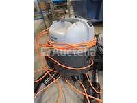 6 nilfisk stofzuigers - afbeelding 8 van  10