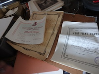 6 oude diploma's - afbeelding 1 van  1