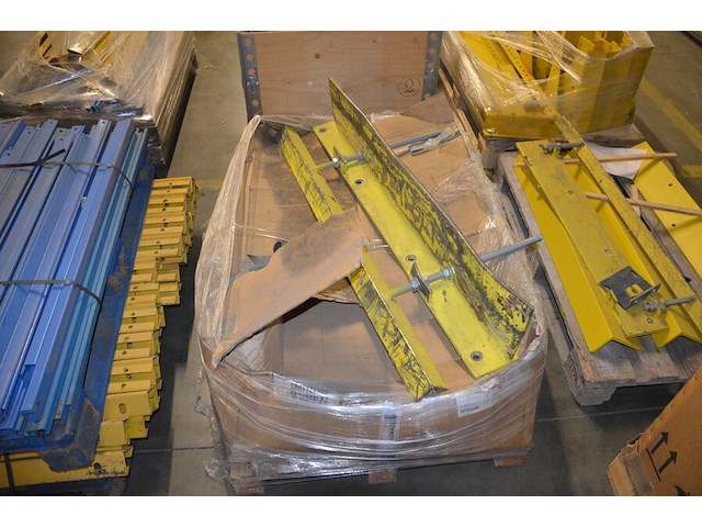 6 paletten onderdelen palletrek metaal en magazijn - afbeelding 9 van  18