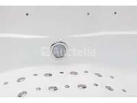 6 persoons outdoor spa 208x208 cm - wit bad / naturel houten kleur zijkant - afbeelding 3 van  24