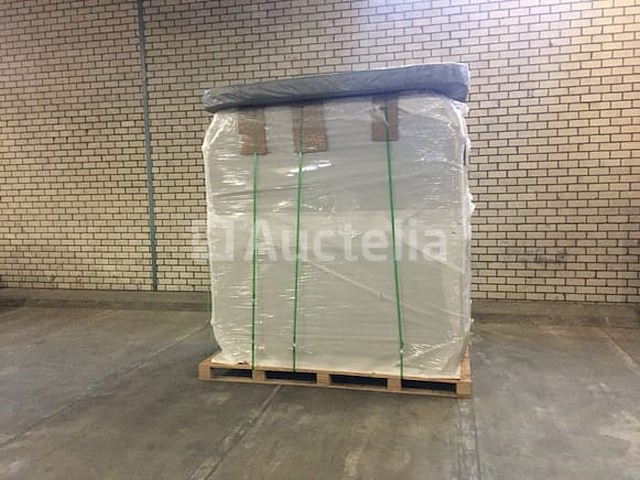 6 persoons outdoor spa 208x208 cm - wit bad / naturel houten kleur zijkant - afbeelding 6 van  24