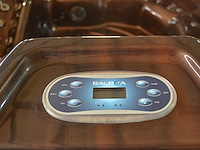 6 persoons outdoor spa met waterjets 230x230cm - bruin / zwarte zijkant incl. wifi - afbeelding 6 van  22