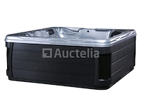 6 persoons outdoor spa met waterjets 230x230cm - zilver / zwarte zijkant incl. wifi - afbeelding 7 van  18