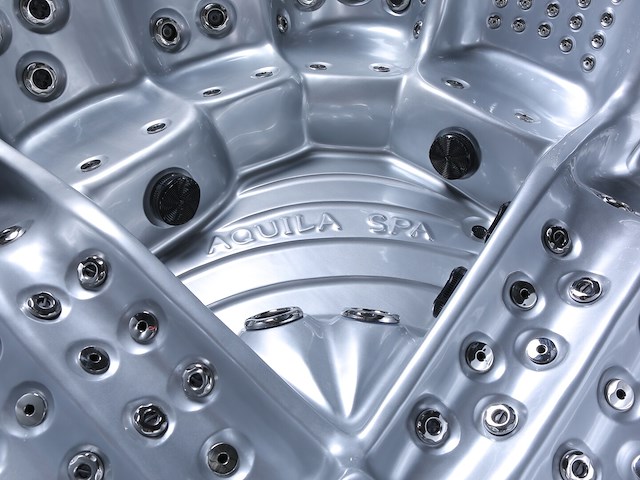 6 persoons outdoor spa met waterjets 230x230cm - zilver / zwarte zijkant incl. wifi - afbeelding 18 van  18