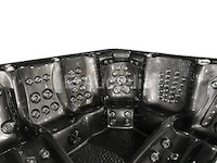 6 persoons outdoor spa met waterjets 255x233 cm - zwart / zwarte zijkant - afbeelding 6 van  17
