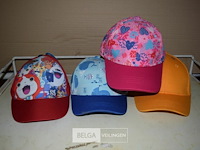 6 petjes - afbeelding 1 van  3