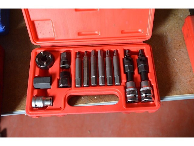 6 pvc doosjes met gereedschap - afbeelding 3 van  15