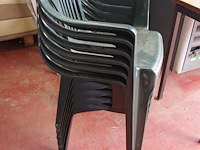 6 pvc tuinstoelen - afbeelding 2 van  2
