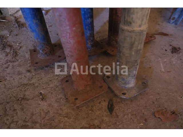 6 rekwisieten - afbeelding 1 van  6