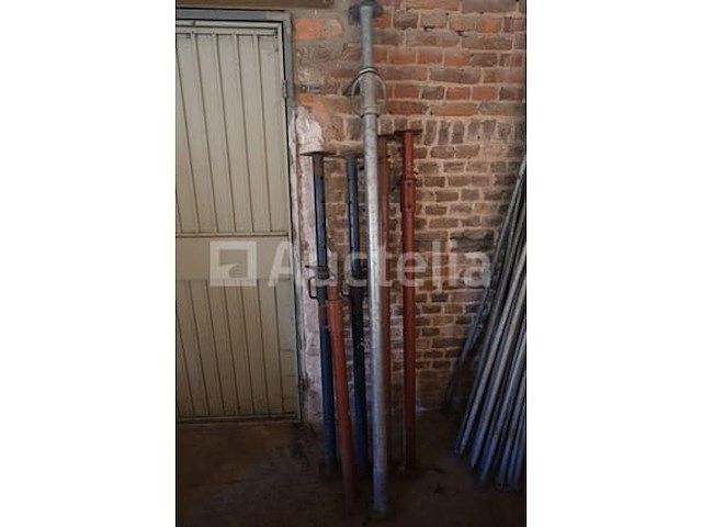 6 rekwisieten - afbeelding 2 van  6