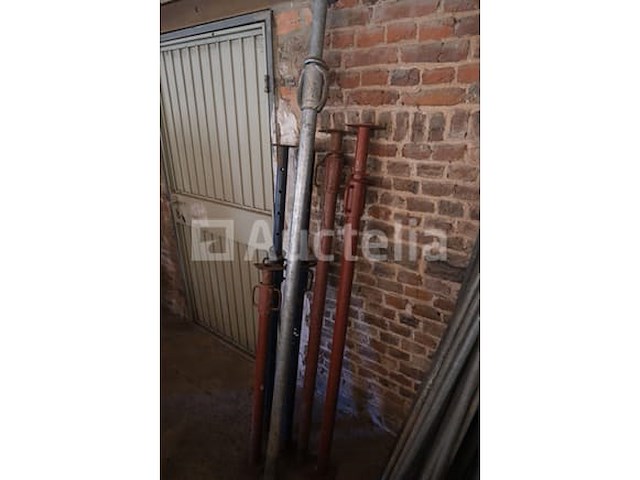 6 rekwisieten - afbeelding 4 van  6