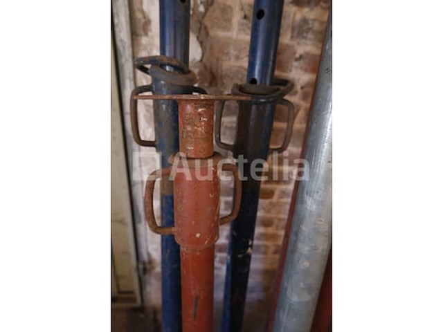 6 rekwisieten - afbeelding 5 van  6