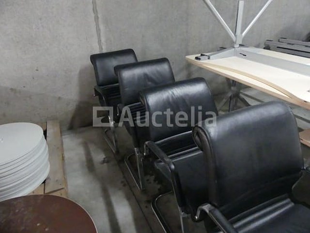 6 stoelen met armleuningen - afbeelding 1 van  5