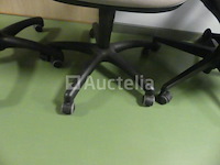 6 stoelen op wielen - afbeelding 8 van  18