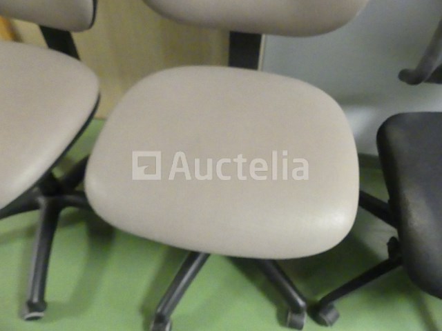 6 stoelen op wielen - afbeelding 9 van  18