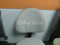 6 stoelen op wielen - afbeelding 11 van  18