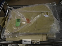 ±6 stoffen jassen div maten - afbeelding 1 van  3