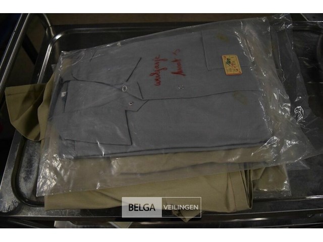 ±6 stoffen jassen div maten - afbeelding 2 van  3