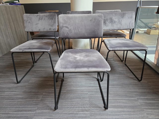 6 stoffen stoelen met metalen onderstel - afbeelding 2 van  4
