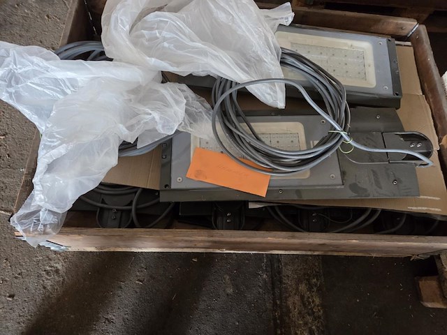 6 stuks straatverlichting led schreder teceo 1 - afbeelding 8 van  8