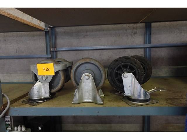 6 wielen (1 met rem) - afbeelding 1 van  2