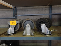 6 wielen (1 met rem) - afbeelding 1 van  2