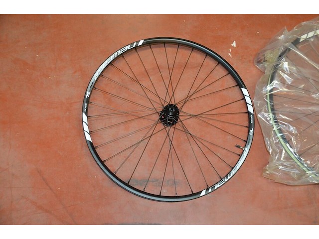6 wielen voor mountainbike mtb new race 650b comp 27.5 - afbeelding 2 van  17
