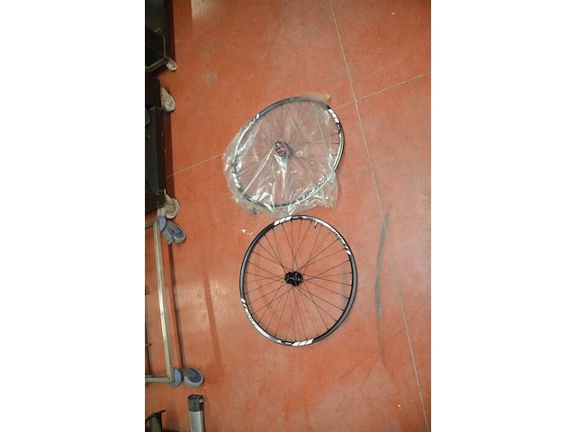 6 wielen voor mountainbike mtb new race 650b comp 27.5 - afbeelding 3 van  17