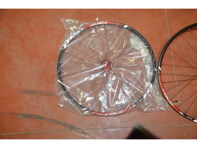 6 wielen voor mountainbike mtb new race 650b comp 27.5 - afbeelding 17 van  17