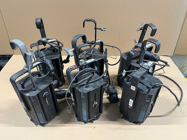 6 x adb f51 fresnel 500w 18°-65° - afbeelding 2 van  7