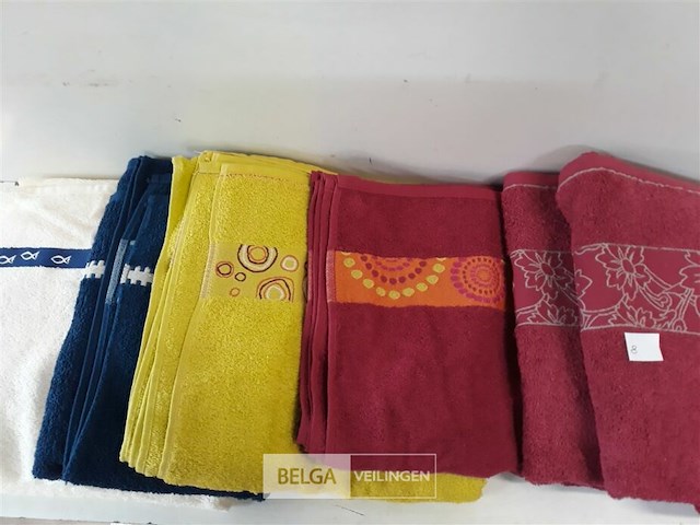 6 x badhanddoek mix kleuren 70x140 cm - afbeelding 3 van  3