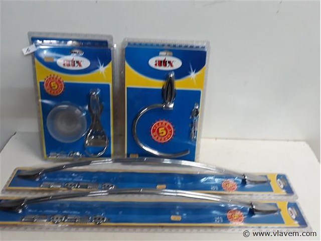 6 x badkamertoebehoren chrome 3 assorti - afbeelding 1 van  2