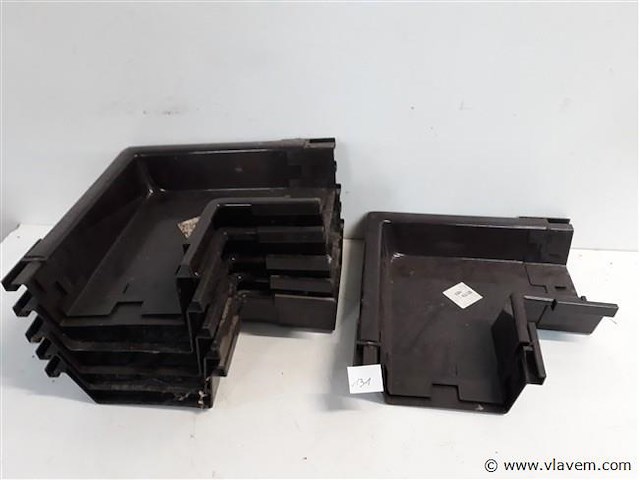 6 x buitenhoek 140mm bruin pvc regenafvoer - afbeelding 1 van  2