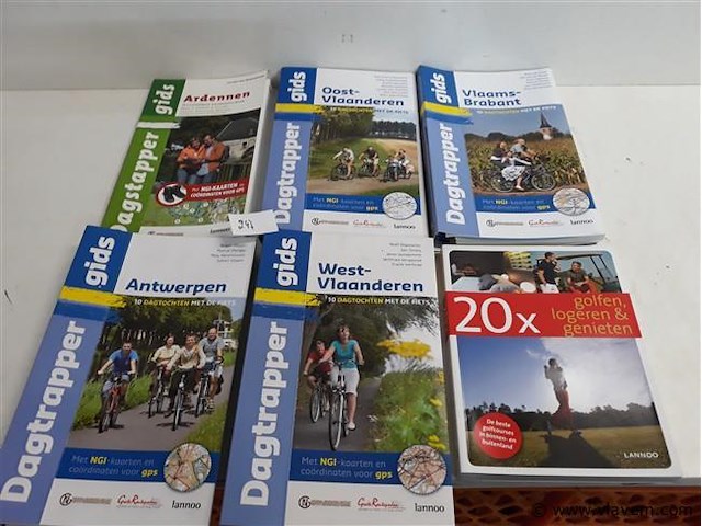 6 x dagtrapper boekjes - afbeelding 1 van  2