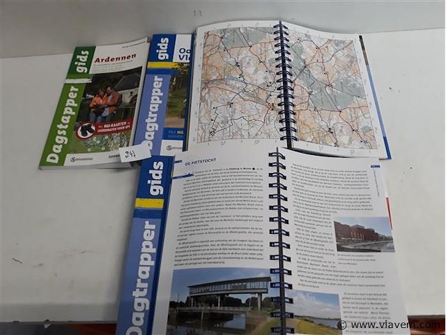 6 x dagtrapper boekjes - afbeelding 2 van  2
