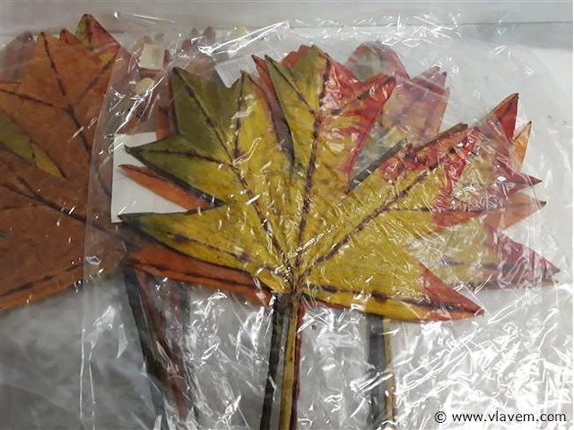 6 x herfstblaadjes pvc 3 stuks - afbeelding 2 van  2