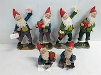 6 x kabouter mix polyester 10-21 cm - afbeelding 1 van  3