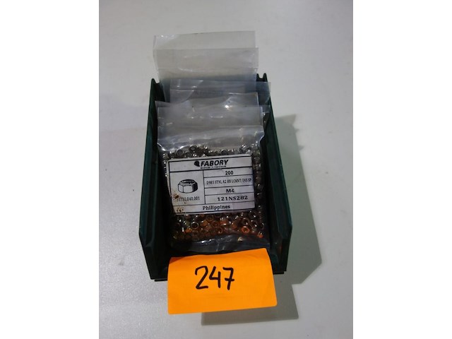 6 zakjes moeren m4 - afbeelding 2 van  3