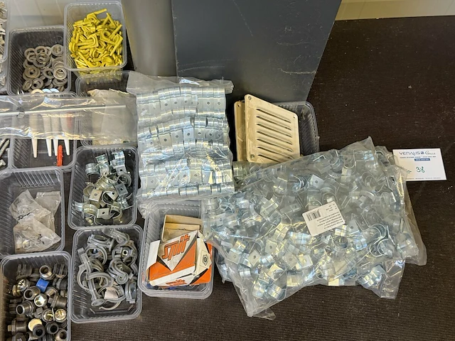 60 bakjes vastzetmateriaal - afbeelding 2 van  9
