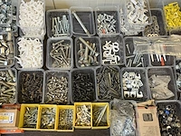 60 bakjes vastzetmateriaal - afbeelding 3 van  9