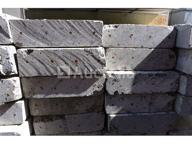 60 diverse betonnen latei - afbeelding 4 van  5